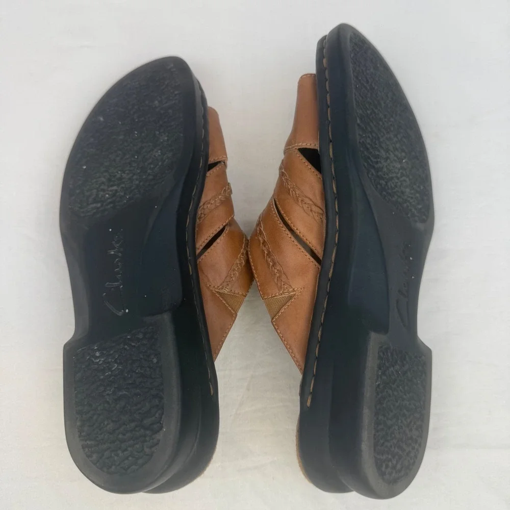 Clarks Womens Tan Brown Leather Braided Slide Sandals Size 7M Made in Brazil - Picture 13 of 13